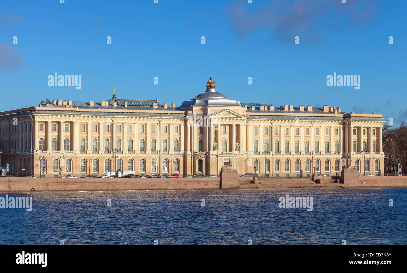 St. Petersburg, Russia - March 11, 2014: Neva river and facade of the Imperial Academy of Arts in St.Petersburg. Was built in 17 Stock Photo