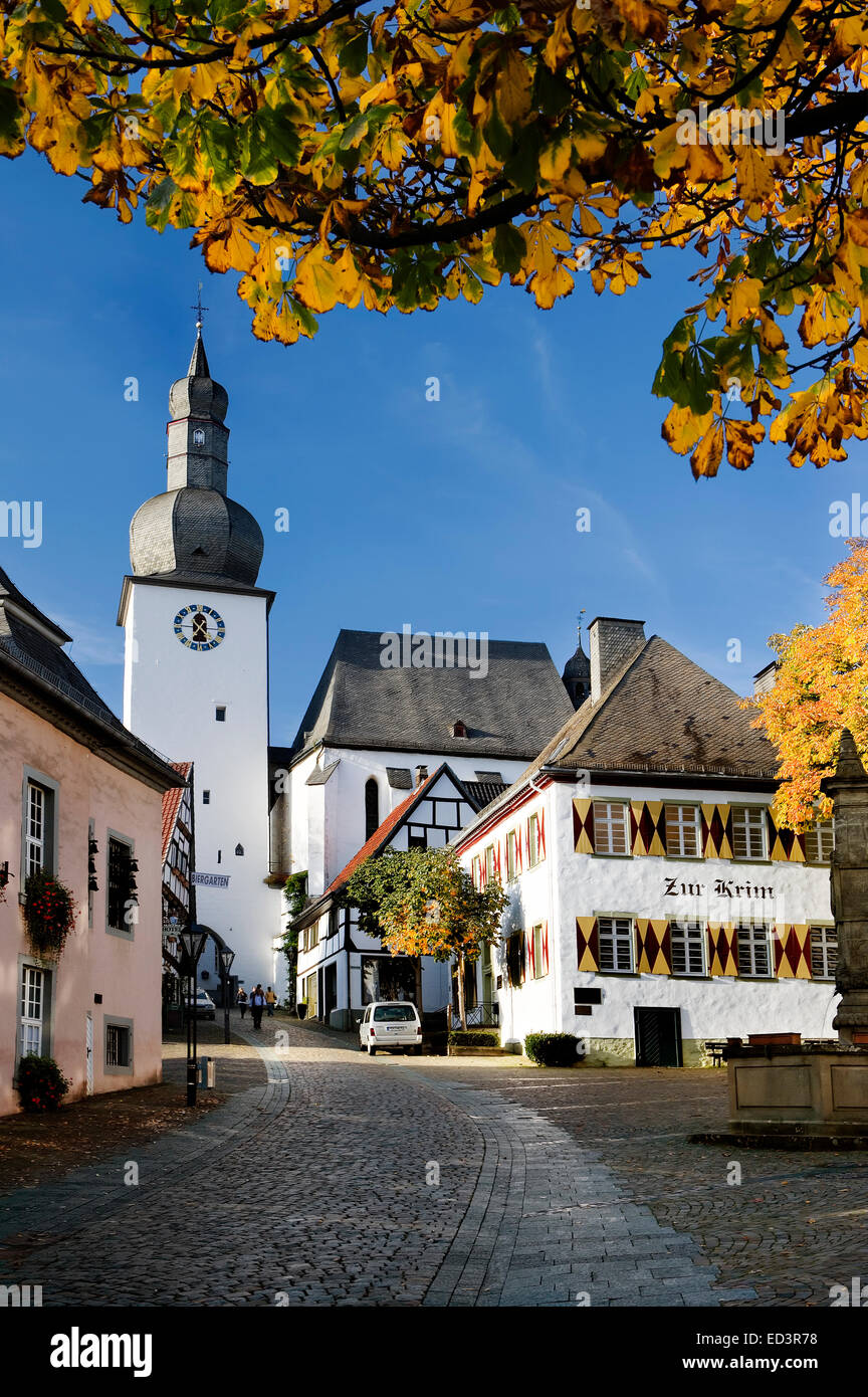 Schlossstrasse street, Alter Markt square with Georgsturm bell tower, Arnsberg, North Rhine-Westphalia, Germany, Europe, Schloss Stock Photo