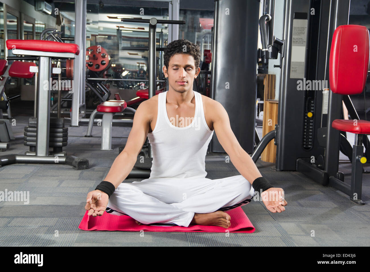 1 indian sports man yoga Meditation Stock Photo