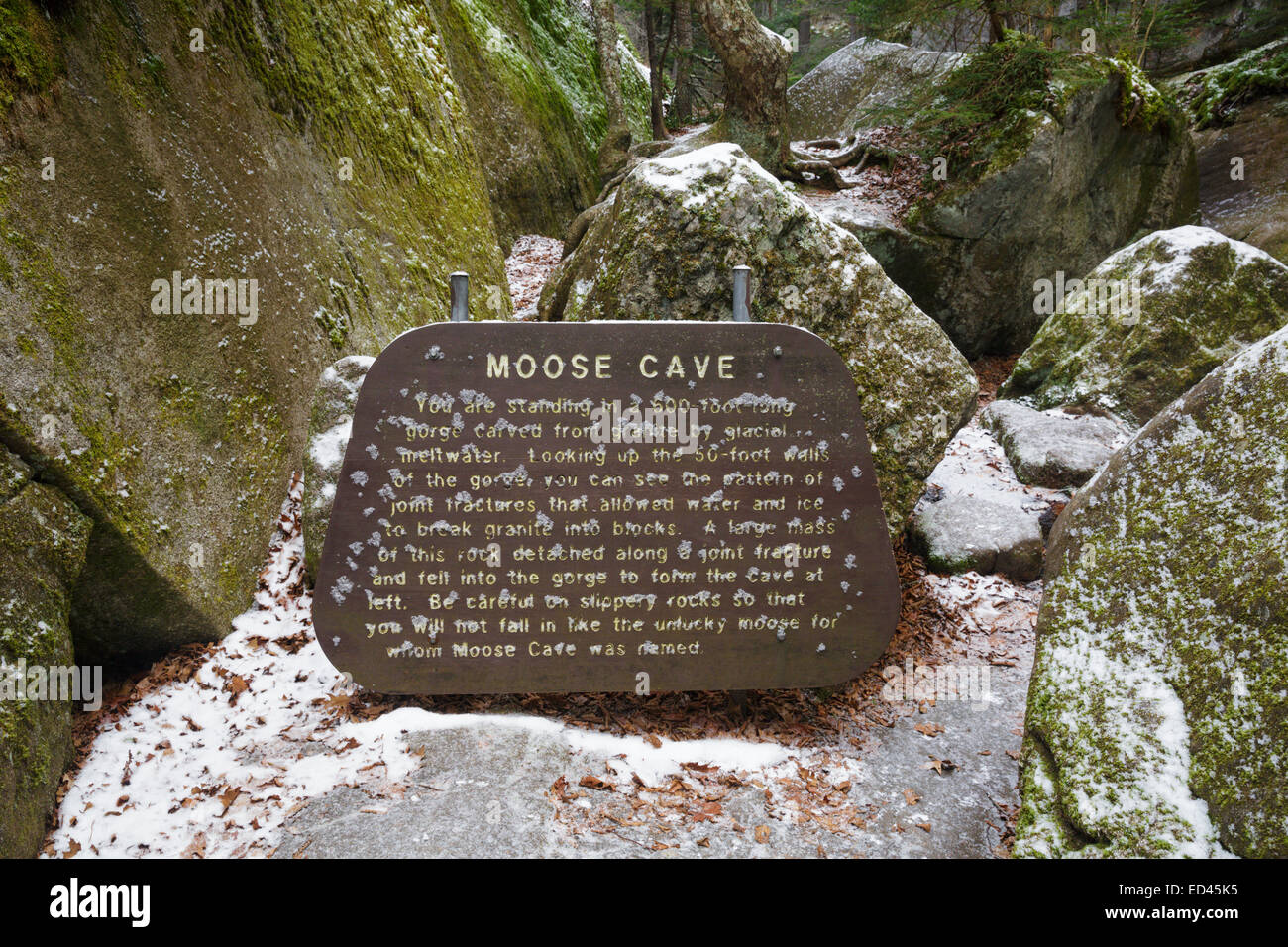 Moose Cave Gorge in Grafton Notch State Park in Newry, Maine USA during the autumn months Stock Photo