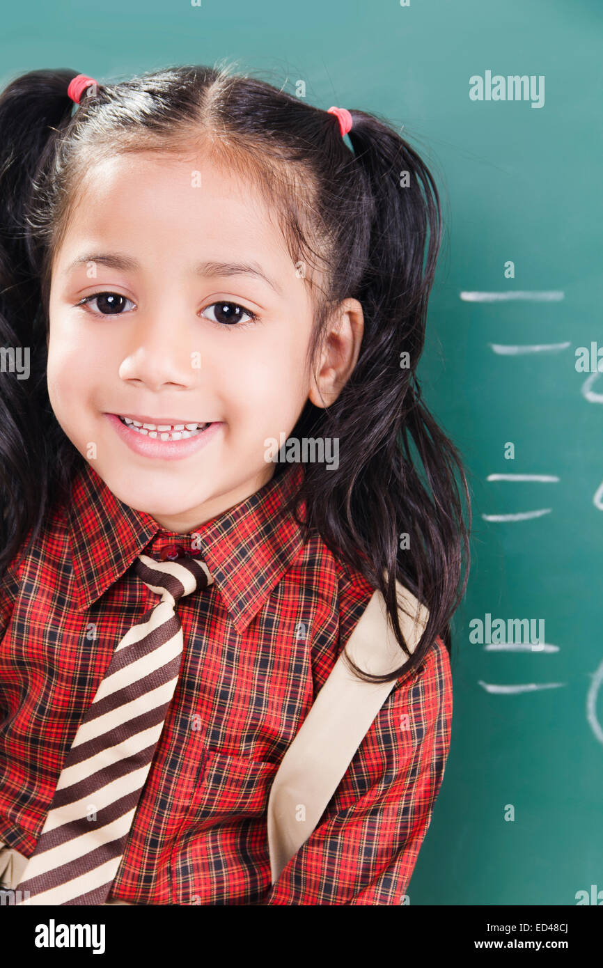 Indian girl preteen hi-res stock photography and images - Alamy