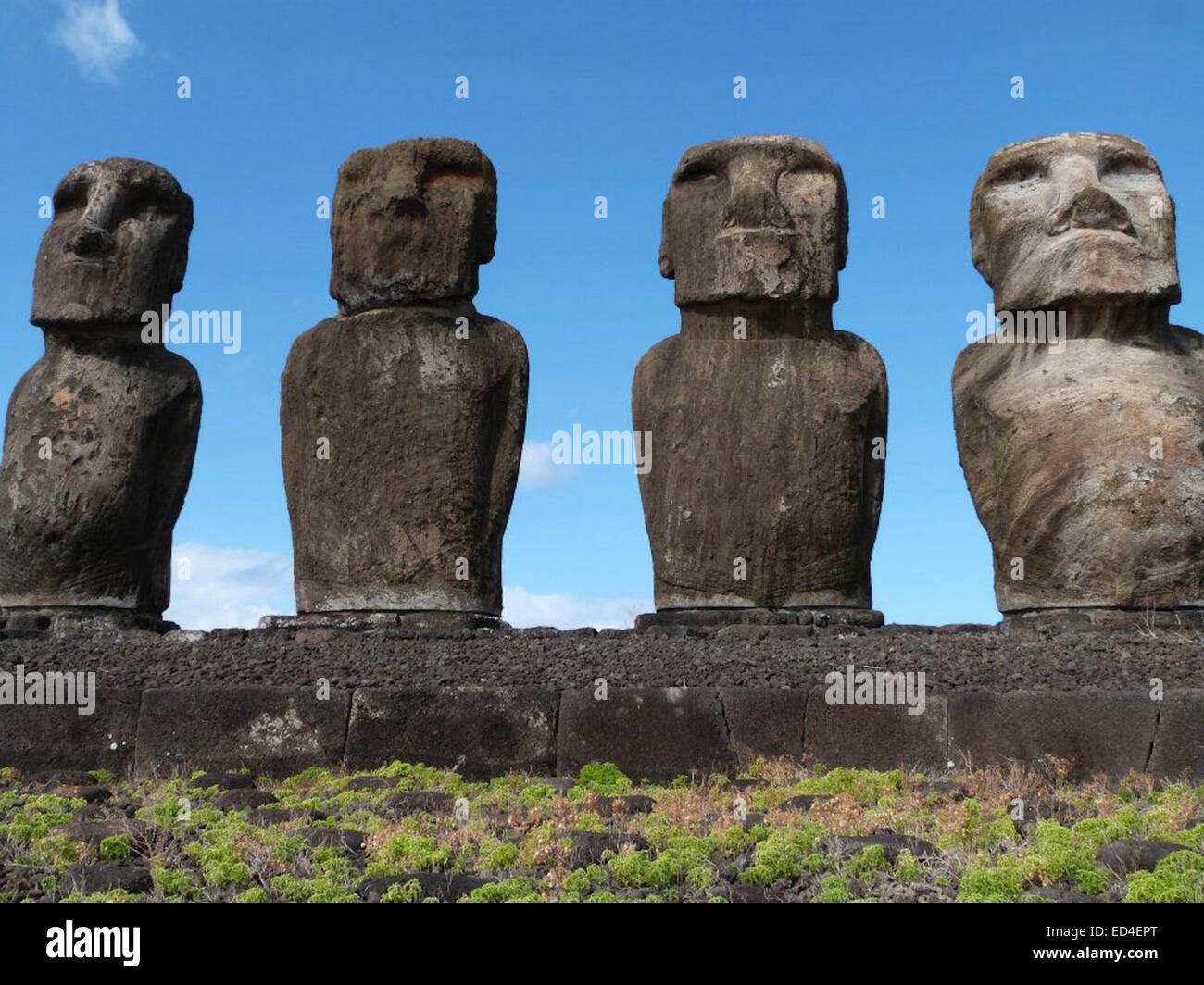 Rapa nui anakena moai hi-res stock photography and images - Page 7 - Alamy