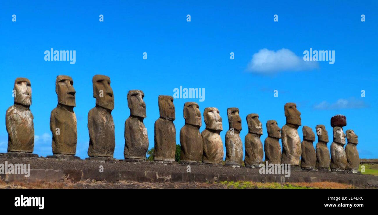 The Giant, Stone Moai Statues At Ahu Tongariki, Rapa Nui (Easter Island ...