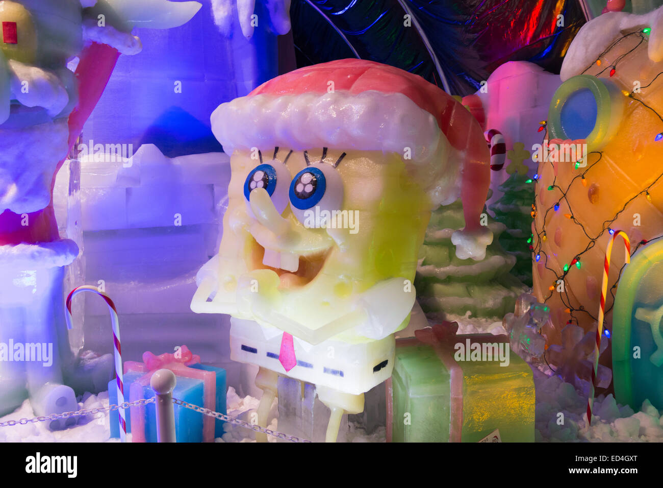 Ice Land 9 Degrees Attraction At Christmas At Moody Gardens