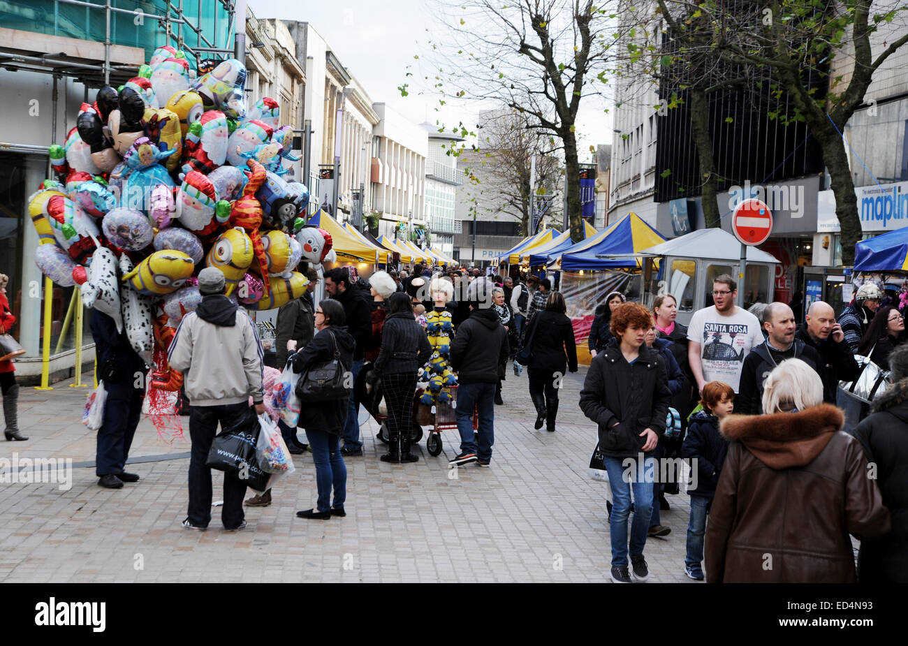 Balloons Selling Shops High Resolution Stock Photography and Images - Alamy