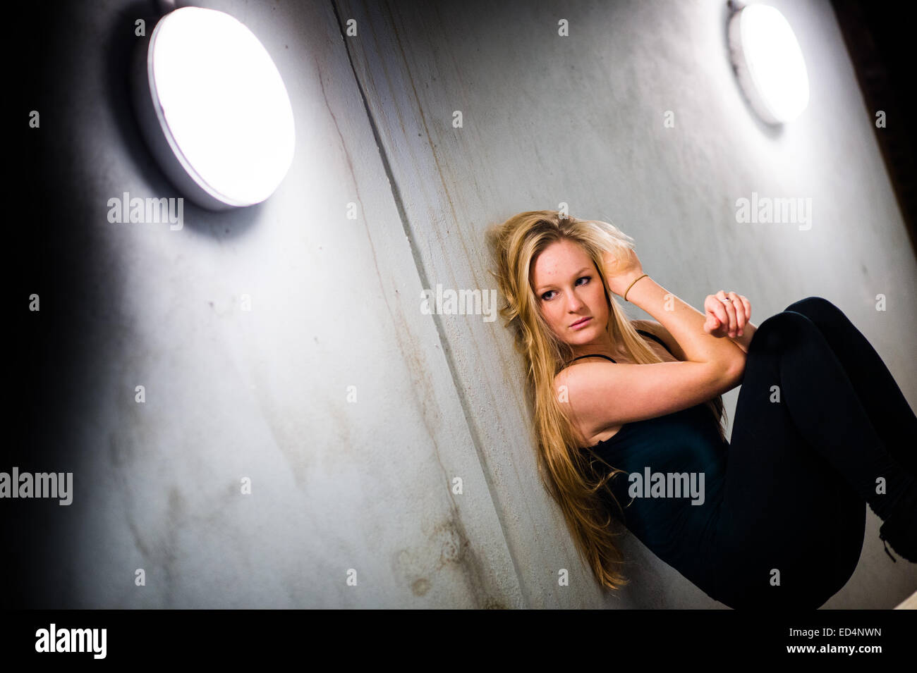 Young Solo Model Young Solo Model