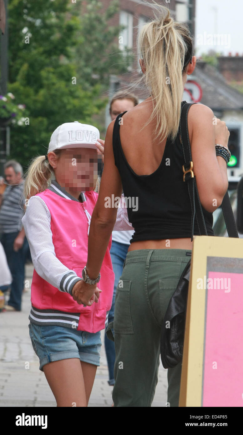 Bec Hewitt out in Wimbledon Village with her daughter Mia  Featuring: Bec Hewitt,Mia Hewitt Where: London, United Kingdom When: 19 Jun 2014 Stock Photo