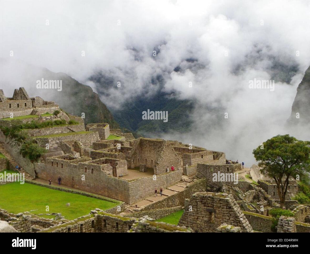 Incan stone buildings and terraces at Machu Picchu, Cusco, Peru Stock ...