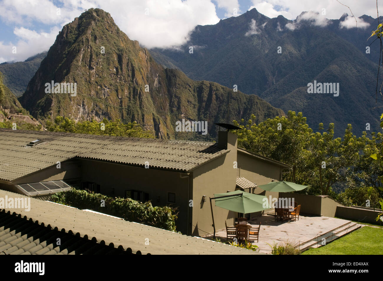 Belmond Sanctuary Lodge - Hotel in Machu Picchu, Peru. Views of the  mountain Huayna Picchu (Young Mountain) from the Machu Picch Stock Photo -  Alamy