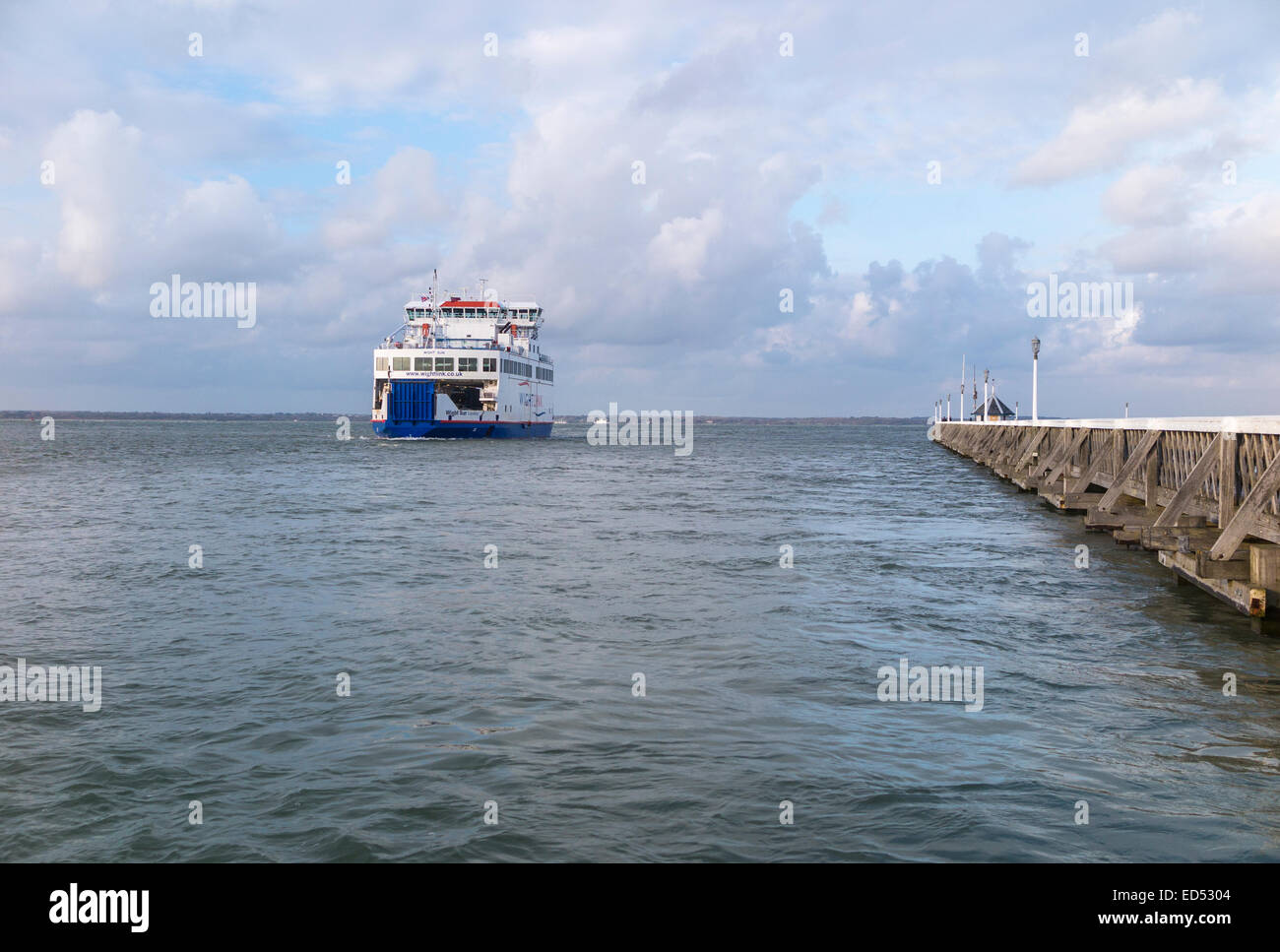 Lymington to yarmouth hi-res stock photography and images - Alamy