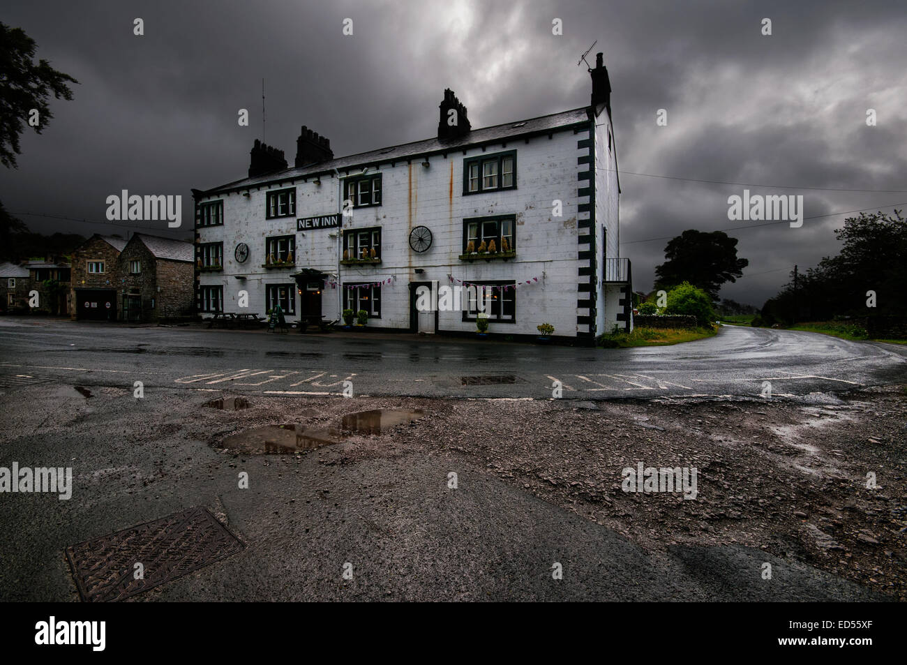 The New Inn at Clapham in the Yorkshire Dales National Park, North Yorkshire Stock Photo