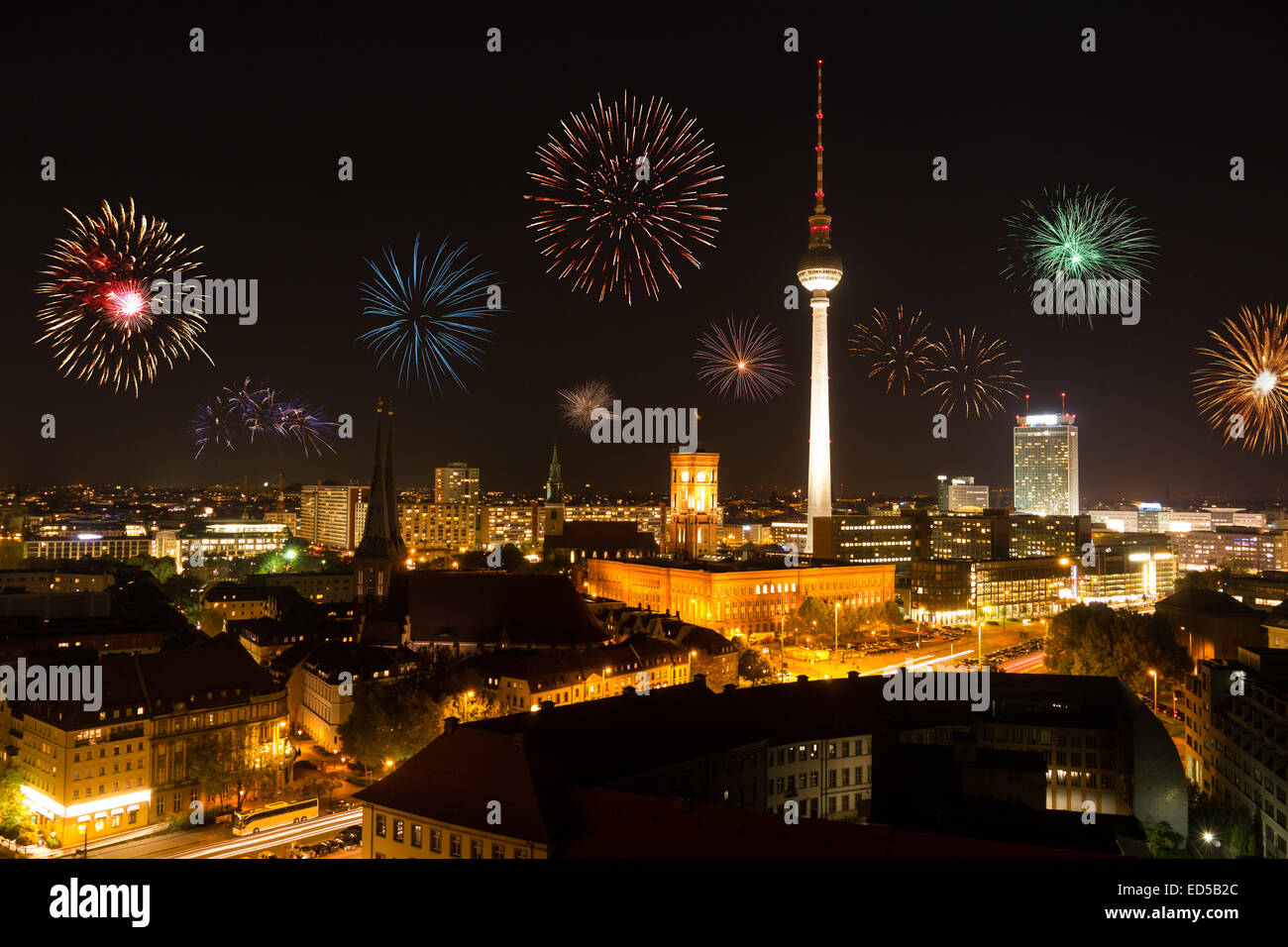 fireworks on new year's eve in berlin Stock Photo Alamy