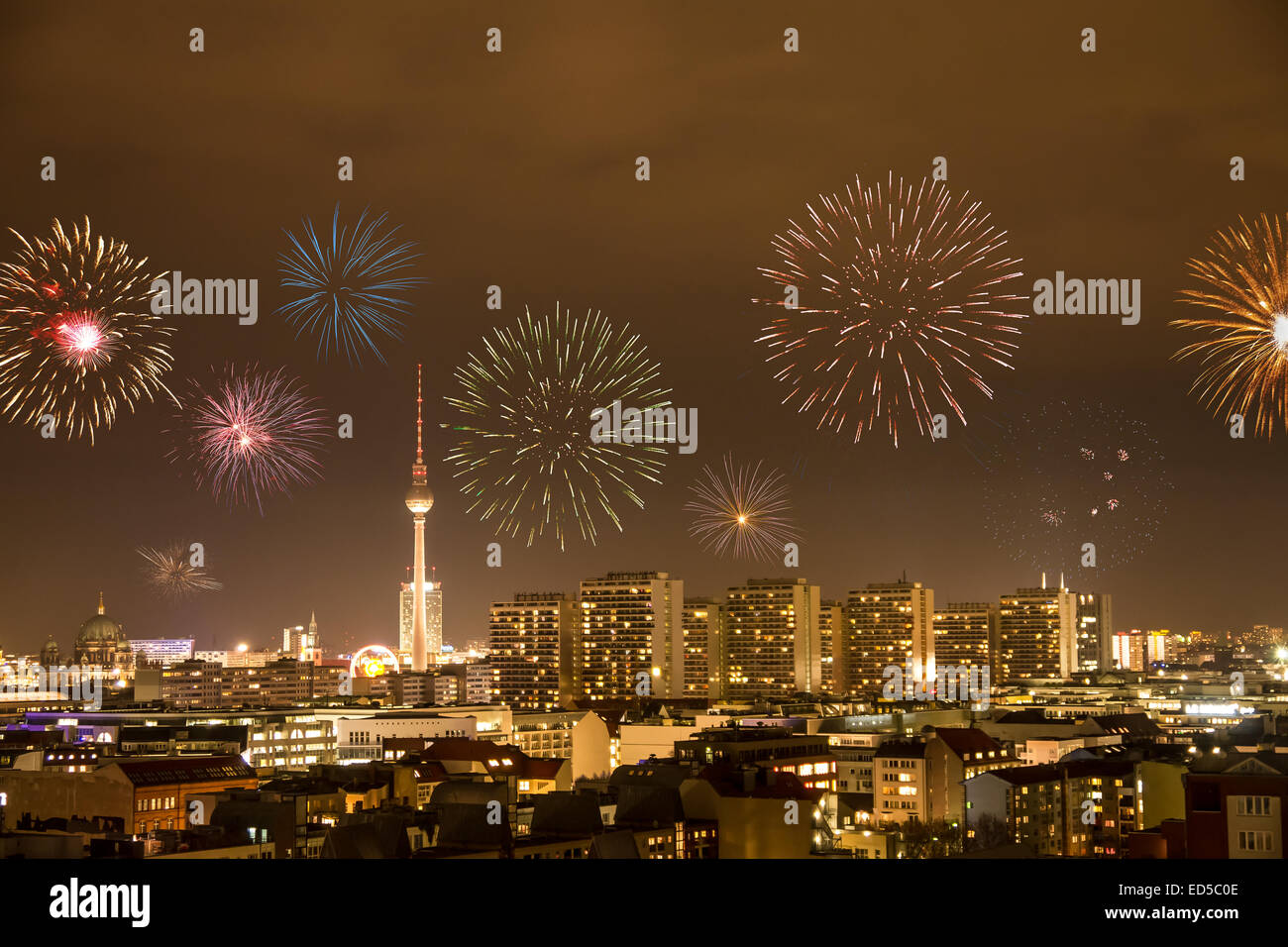 fireworks in berlin on new year's eve Stock Photo Alamy