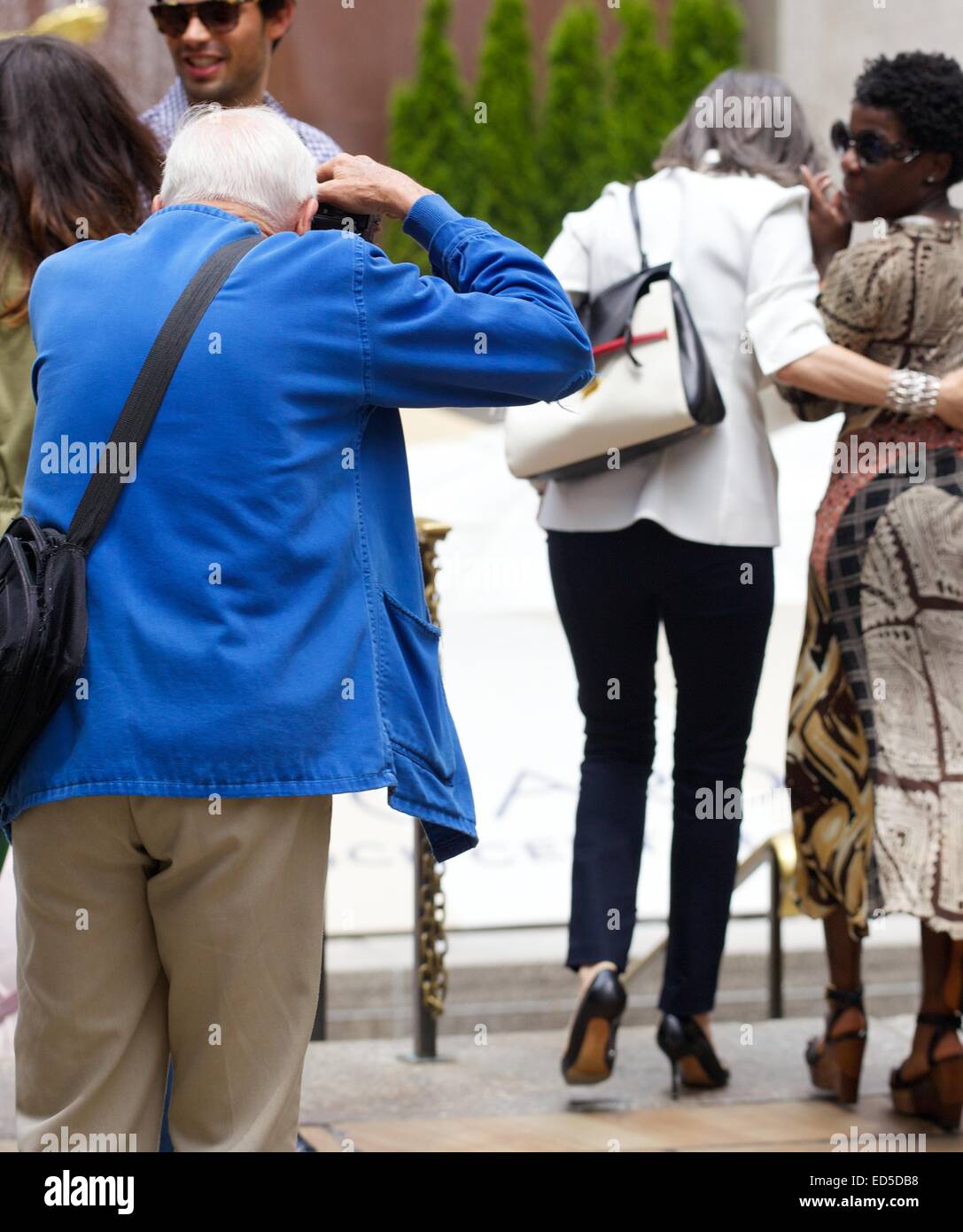 Fashion photographer for The New York Times, Bill Cunningham, spotted ...
