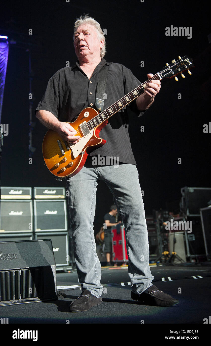 Mick ralphs hires stock photography and images Alamy