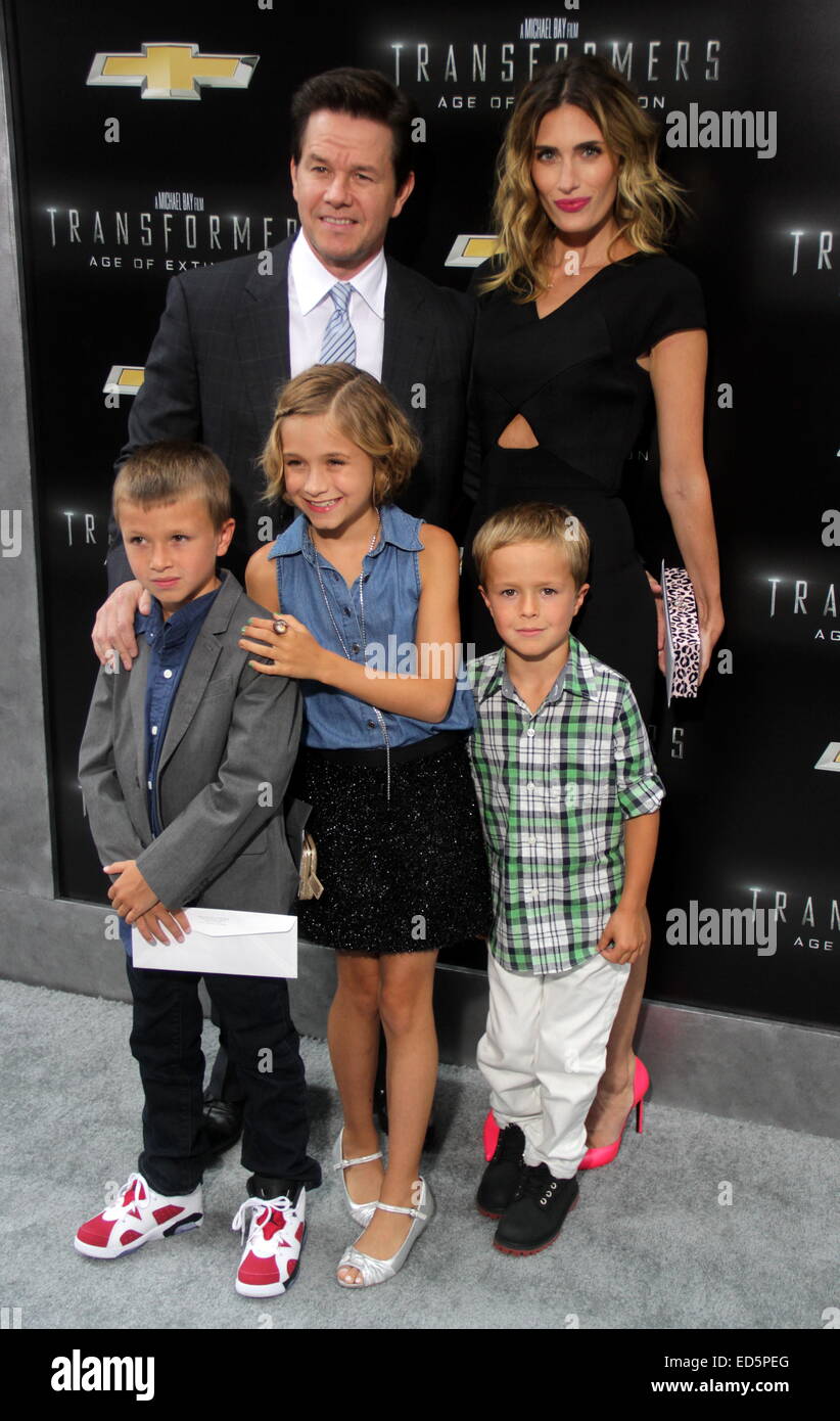 Brendan wahlberg and ella rae wahlberg hi-res stock photography and