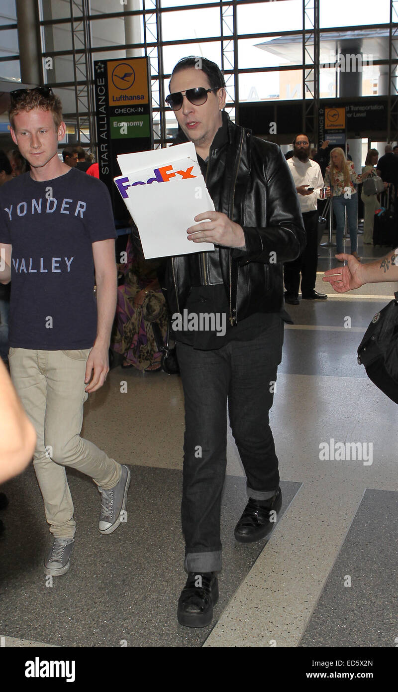 Marylin Manson (real name Brian Hugh Warner) arrives at Los Angeles International Airport (LAX