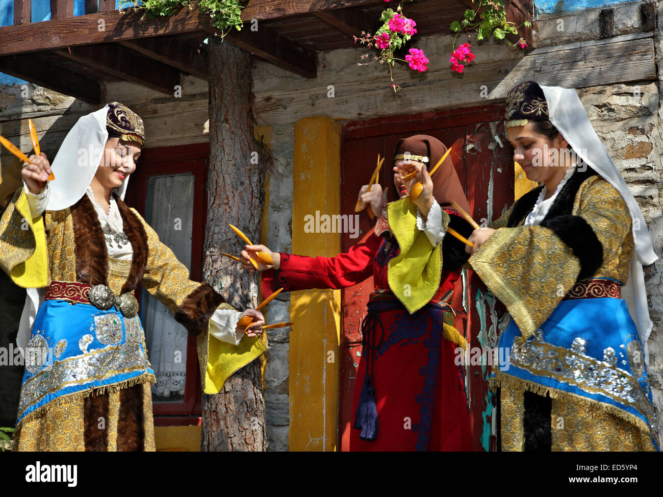 Cappadocian-Greeks from Nea ('New') Karvali, dancing the 'Konyali' ('from Konya') dance. Kavala, Macedonia, Greece Stock Photo