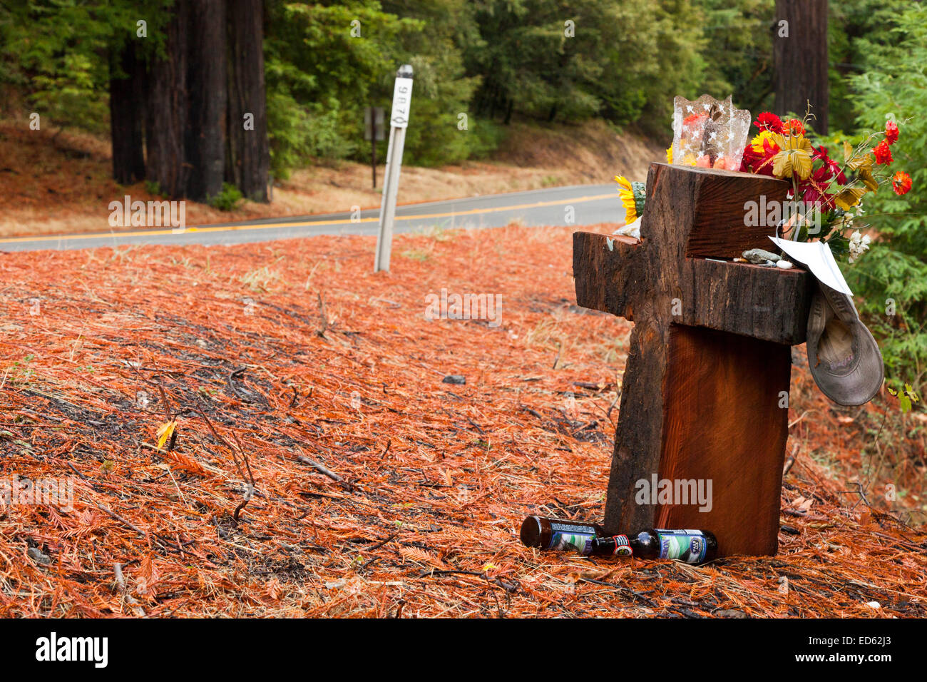 Roadside memorial on the Redwood Highway 101 Stock Photo