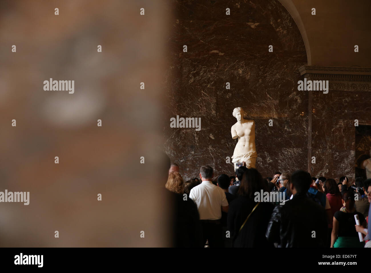 famous sculpture inside Louvre museum Venus Stock Photo Alamy