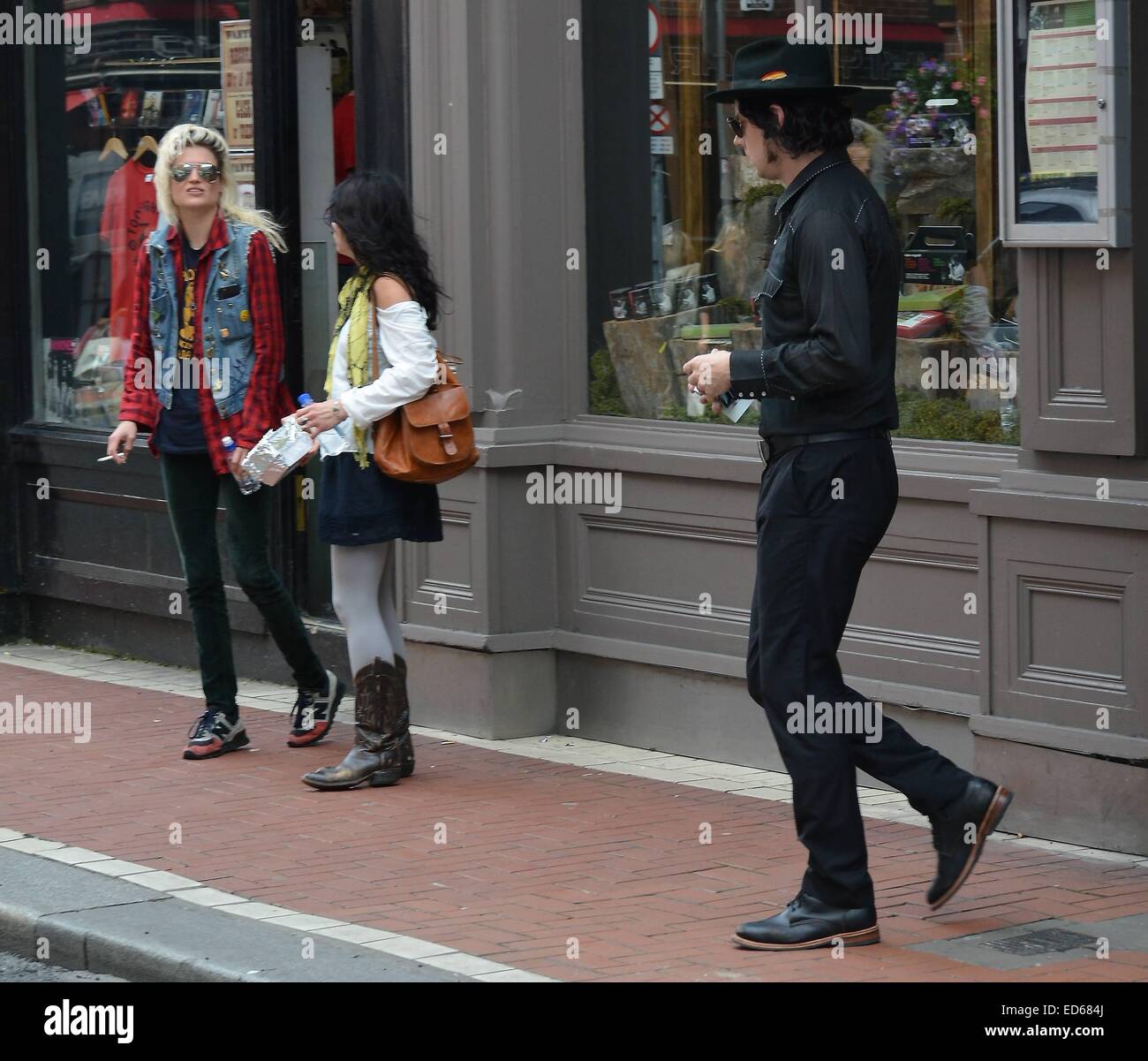 Jack White leaves Rustic Stone on South Great George's St. Upon leaving,  Jack passes The Kills vocalist Alison Mosshart who was seen smoking a  cigarette outside Featuring: Jack White,Alison Mosshart Where: Dublin,