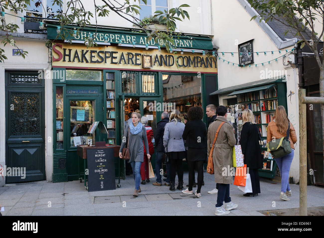 Paris Shakespeare and Company book store Stock Photo