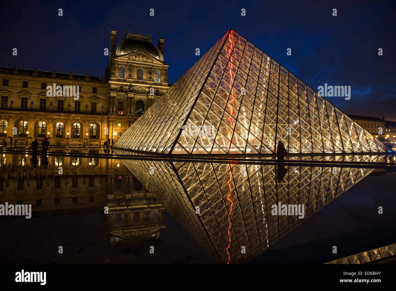 Louvre Pyramid night Stock Photo - Alamy