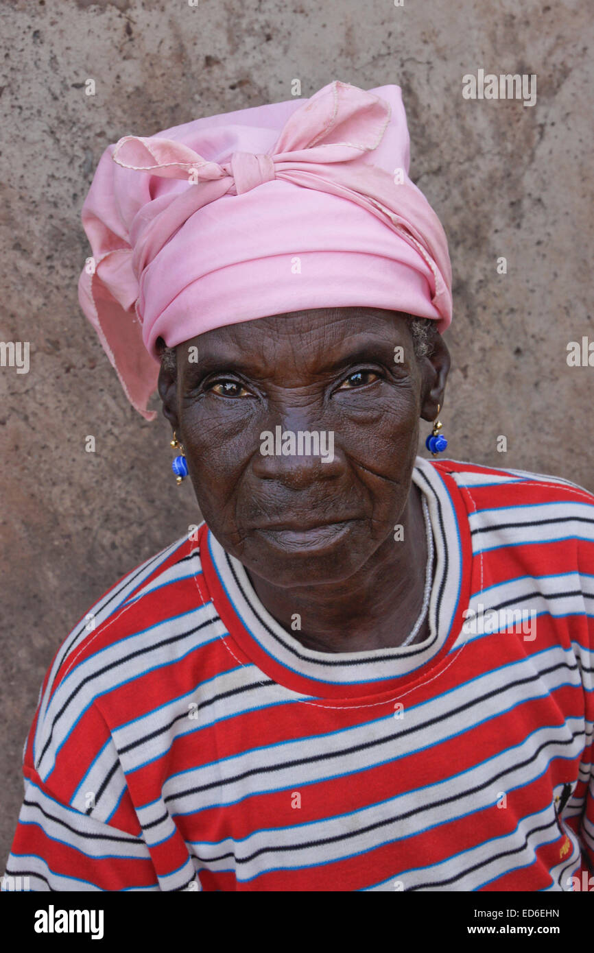 Ghana tribal marks hi-res stock photography and images - Alamy