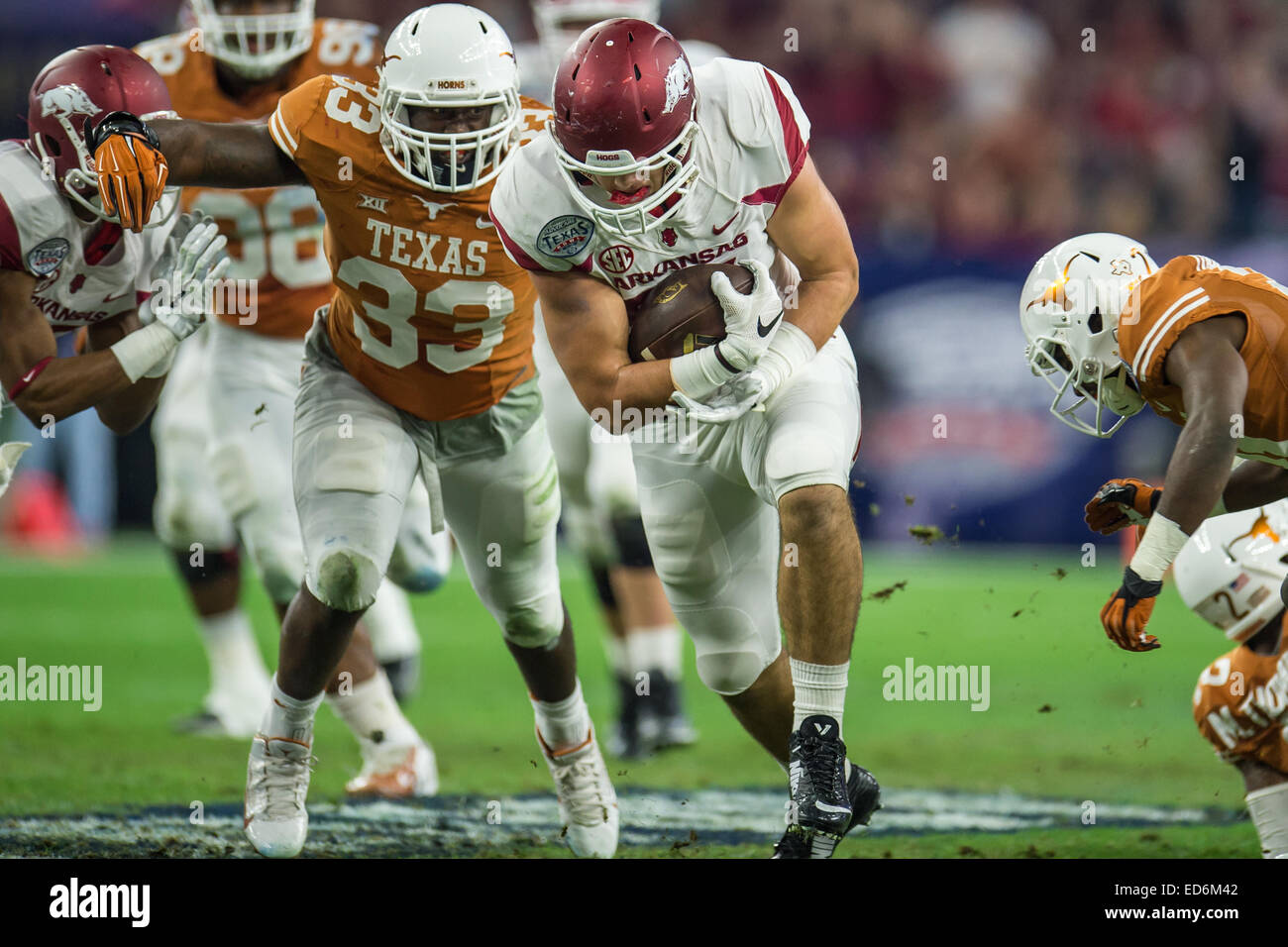 Hunter henry hi-res stock photography and images - Alamy