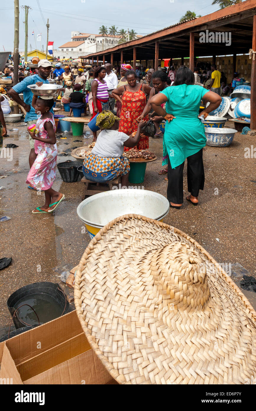 Fish market, Elmina, Ghana, Africa Stock Photo Alamy