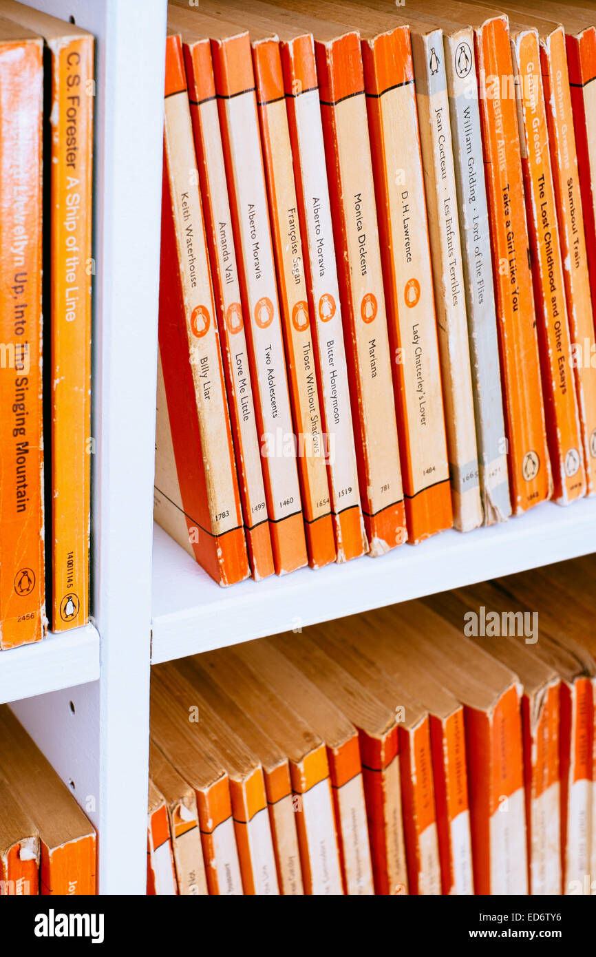 vintage paperbacks published by Penguin Books - late 1940s to late 1960s Stock Photo