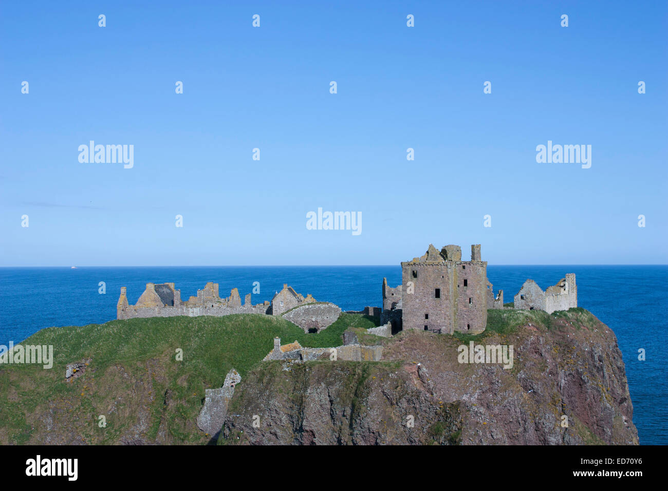 United Kingdom, Scotland, Aberdeenshire, near Stonehaven, ruins of Dunnottar castle Stock Photo