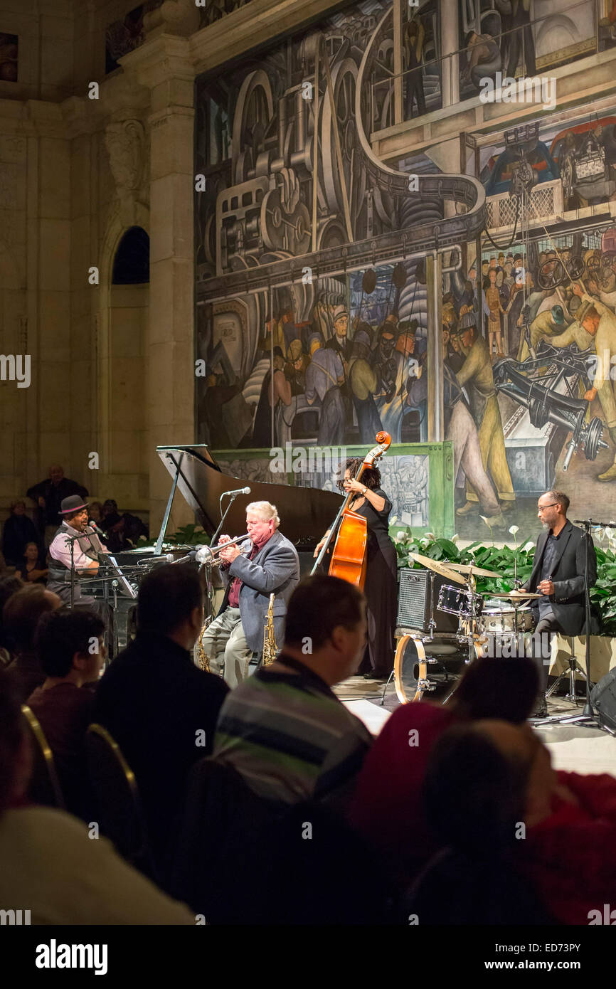 Detroit, Michigan - The Fats Waller Review performs in the Rivera Court at the Detroit Institute of Arts. Stock Photo