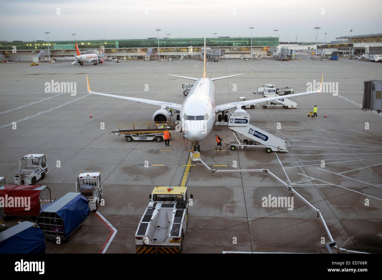 Ground operations hi-res stock photography and images - Alamy