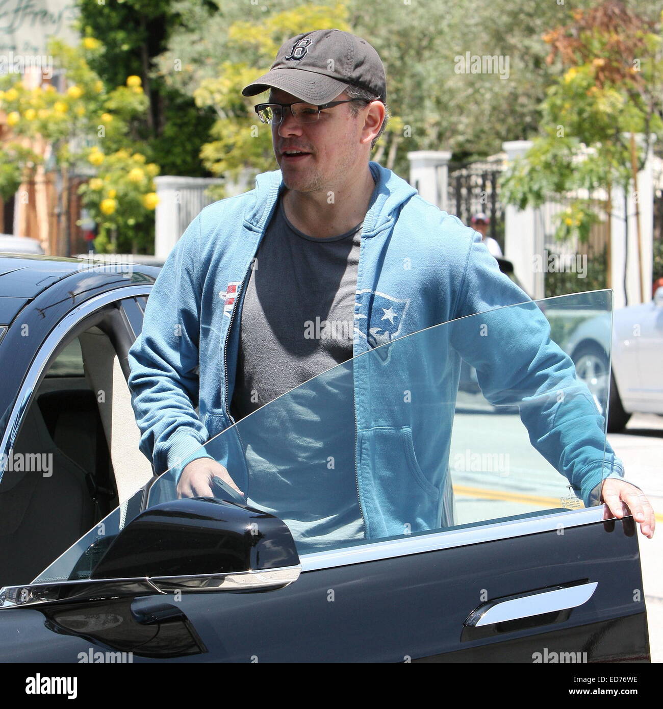 Matt Damon spotted leaving a gym on Melrose in his Tesla Featuring: Matt  Damon Where: Los Angeles, California, United States When: 27 Jun 2014 Stock  Photo - Alamy