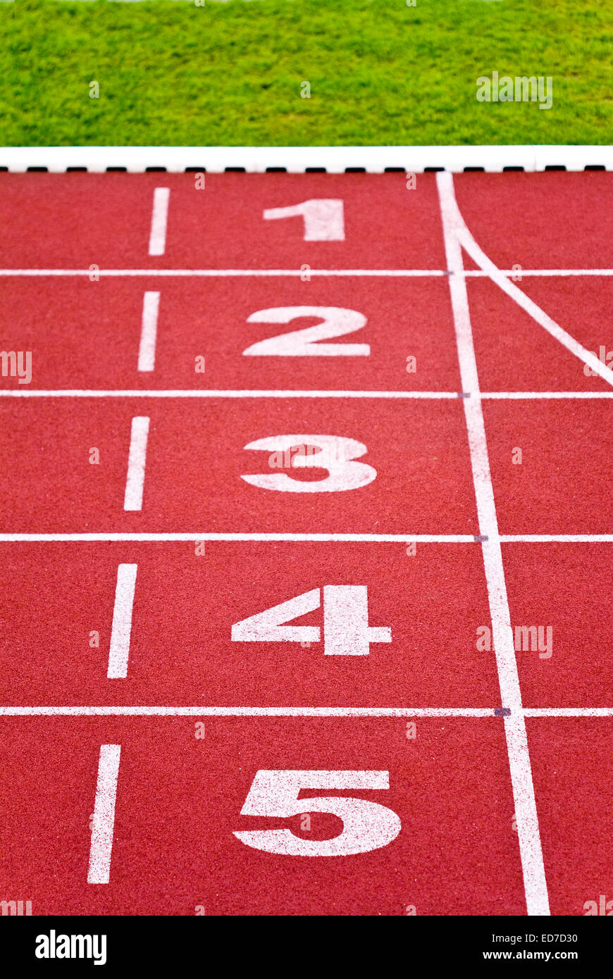 Numbers of track lanes in sports runway Stock Photo Alamy