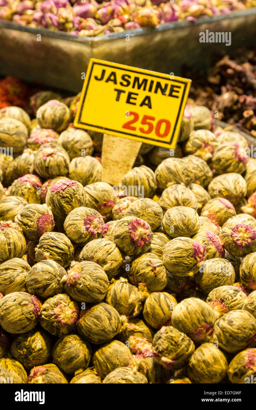Flowers for Jasmine tea and Turkish lira prices, Misir Carsisi Egyptian Bazaar food market, Istanbul, Turkey Stock Photo