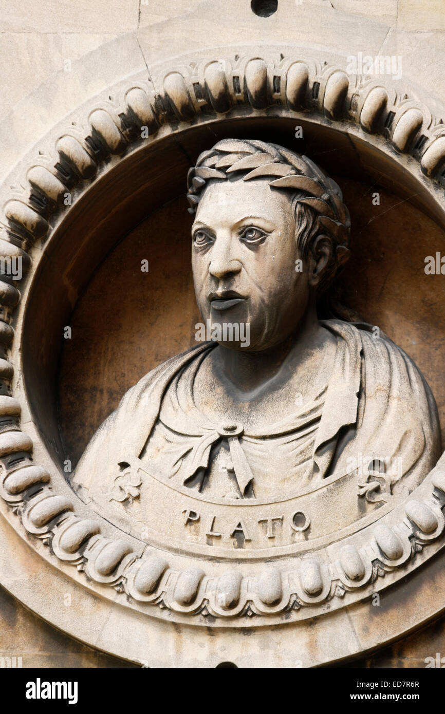 Plato Inset sculpture in the wall of Wollaton Hall in Nottingham Plato 428/427 or 424/423 BC – 348/347 BC) was a philosopher an Stock Photo