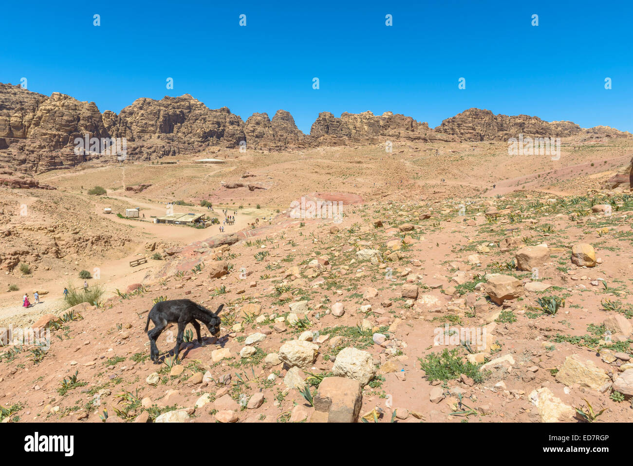 Rocky desert landscape hi-res stock photography and images - Alamy
