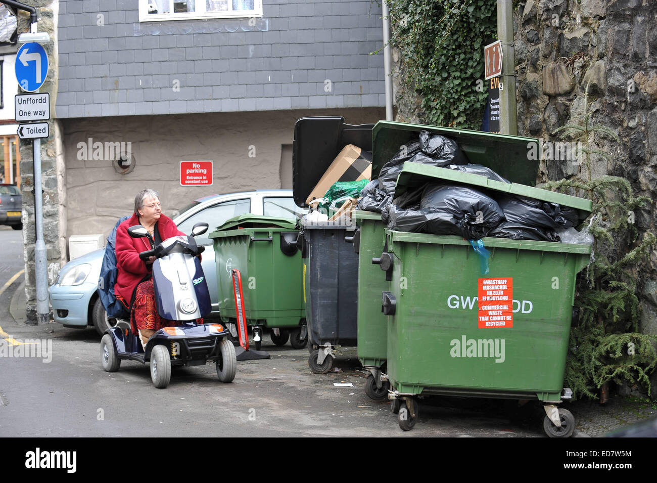 Three recycling bins hires stock photography and images Alamy