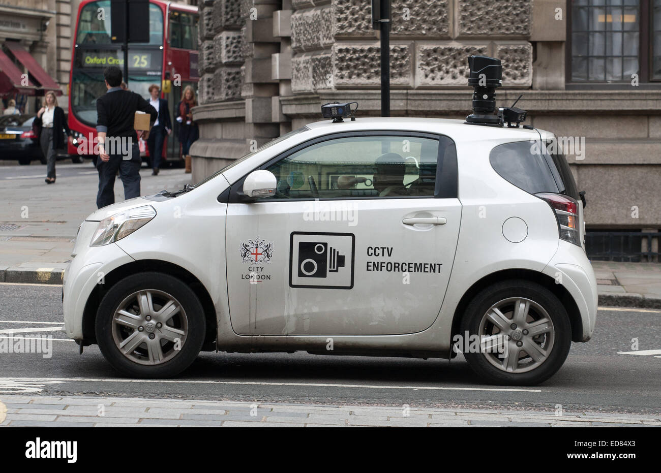 City of London CCTV car driving on Old Bailey Stock Photo