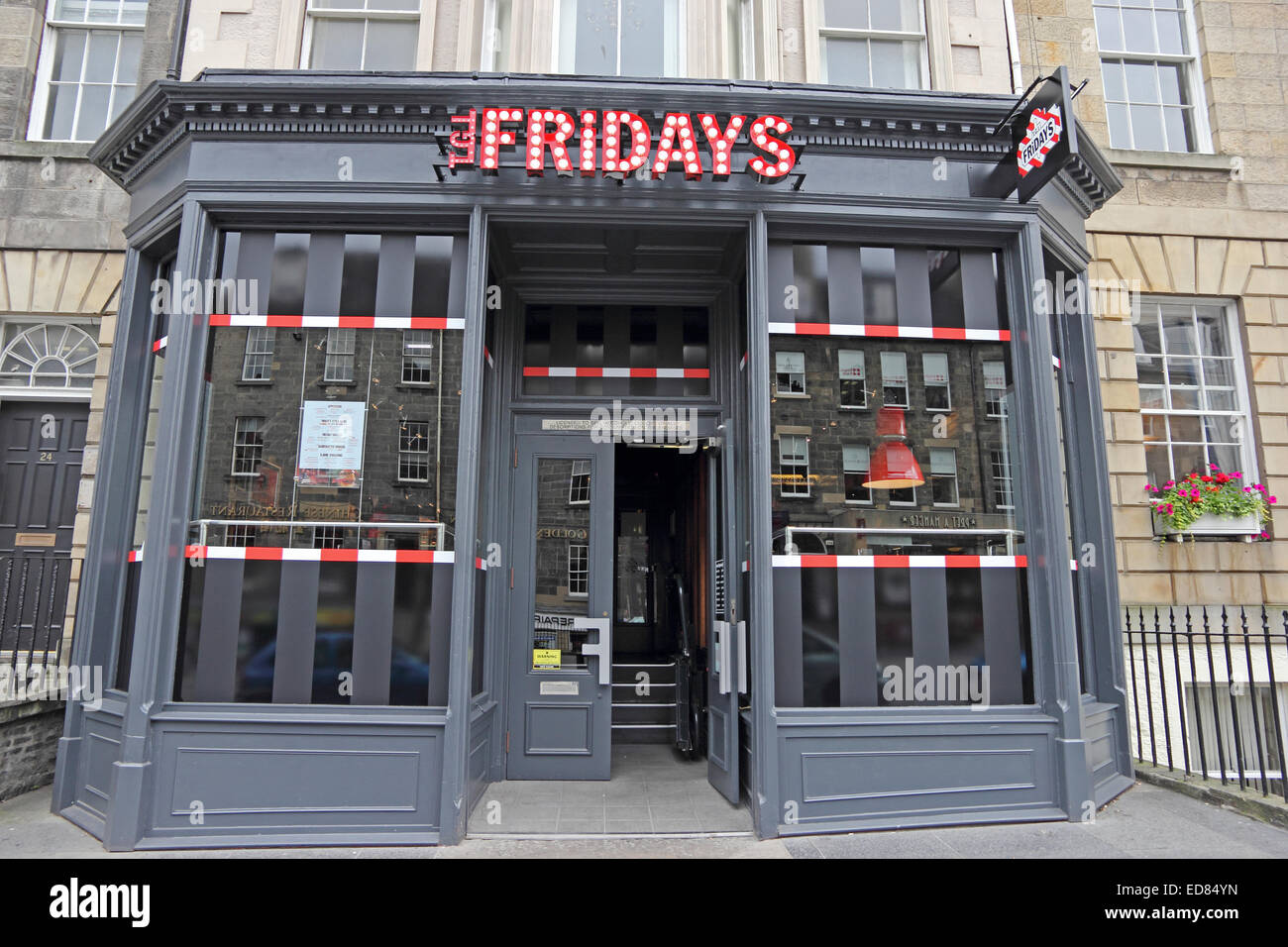 TGI Fridays restaurant on Castle Street, Edinburgh Stock Photo