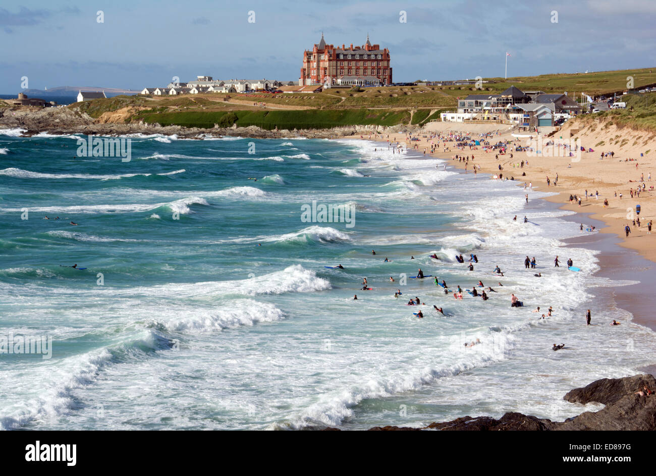 CORNWALL; NEWQUAY;THE HEADLAND HOTEL OVERLOOKING FISTRAL BAY Stock Photo