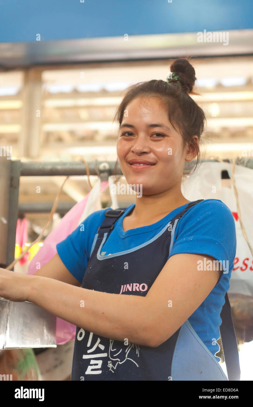 Working woman southeast asia hi-res stock photography and images - Alamy