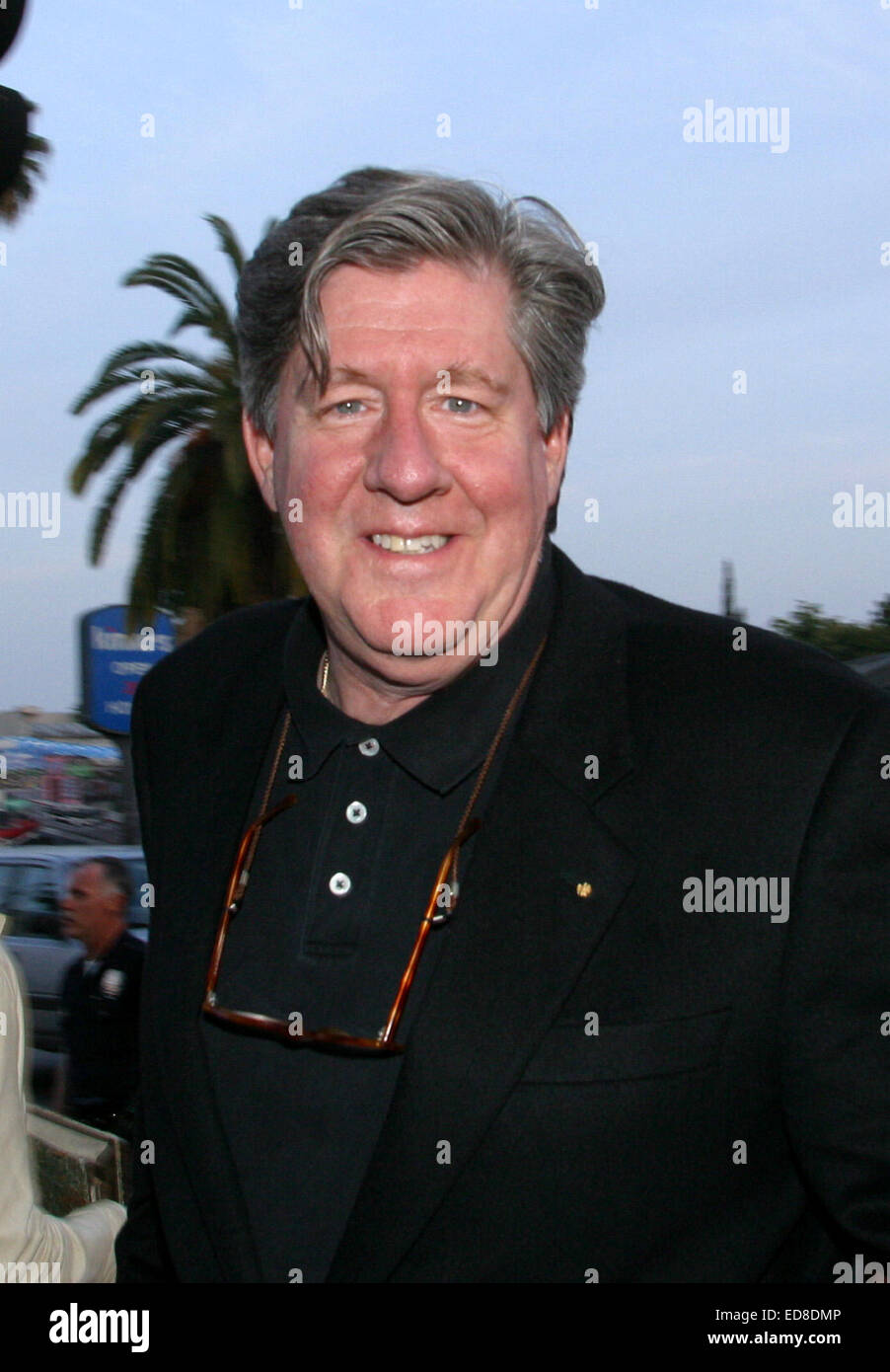 File. 31st Dec, 2014. EDWARD HERRMANN (July 21, 1943 - December 31, 2014) was an American actor, director, writer, and comedian, best known for his Emmy-nominated portrayals of Franklin D. Roosevelt on television, Richard Gilmore in Gilmore Girls, a ubiquitous narrator for historical programs on The History Channel and in such PBS productions as Nova, and as a spokesman for Dodge automobiles in the 1990s. Pictured - Apr 10, 2002 - Los Angeles, California, U.S. - Actor Edward Herrmann at the premiere of 'The Cat's Meow.' © Robert Millard/ZUMA Wire/Alamy Live News Stock Photo