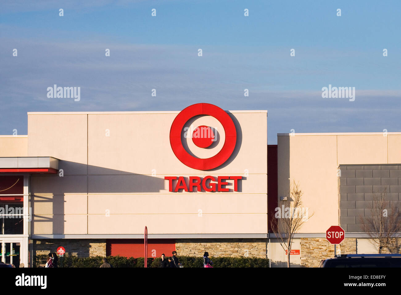 Super Target store / superstore / hypermarket in Virginia Gateway Shopping  Center, Gainesville, Virginia, USA Stock Photo - Alamy