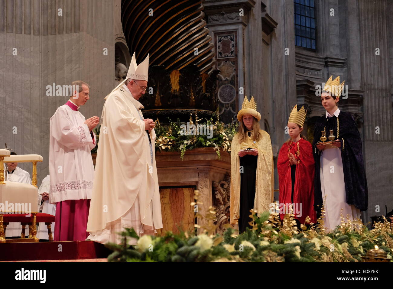 Vatican City. 1st January, 2015. Vatican City St Peter's Basilica 1th January 2015 the Mass of Pope Francis Credit:  Realy Easy Star/Alamy Live News Stock Photo