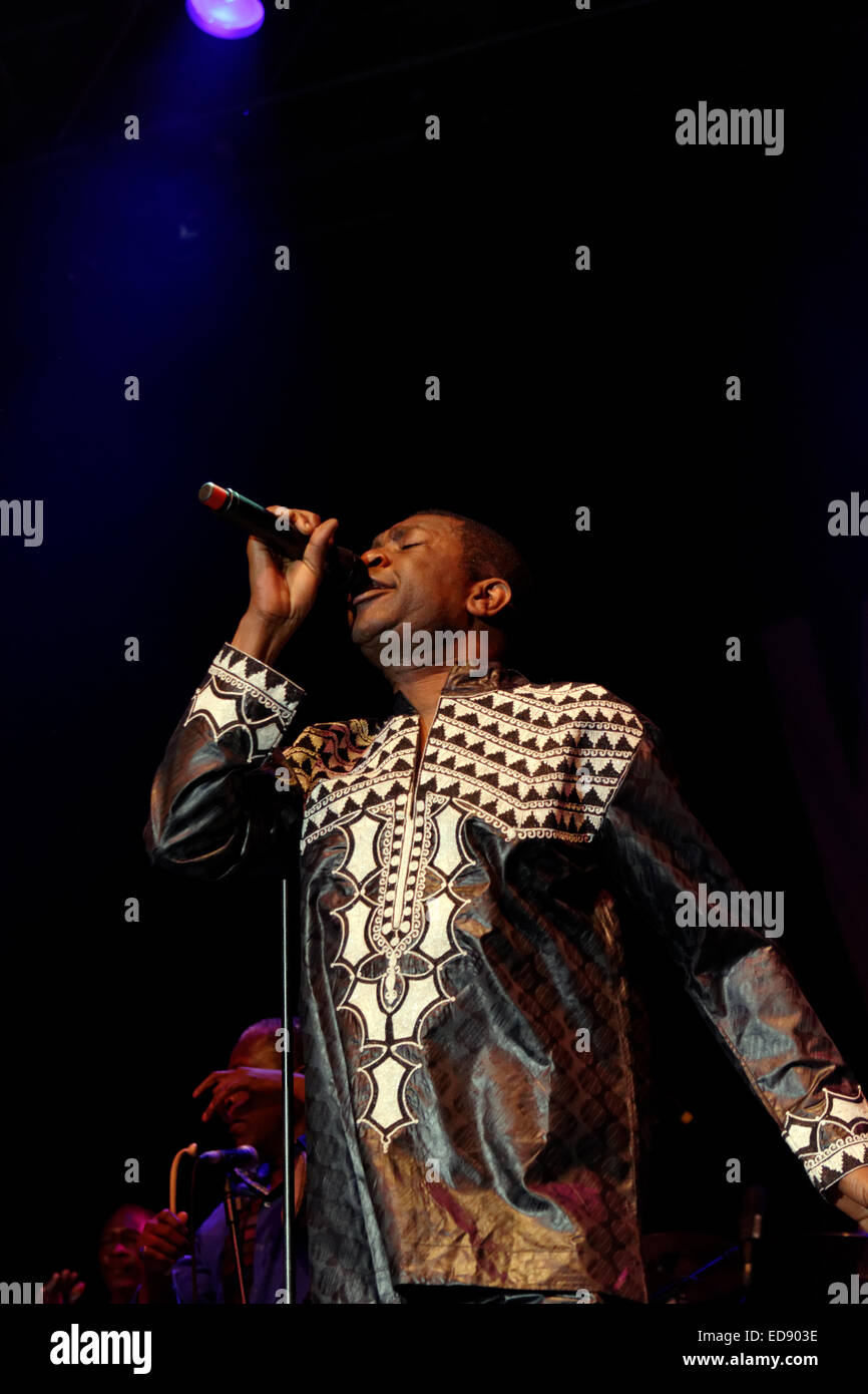Youssou ndour hi-res stock photography and images - Alamy