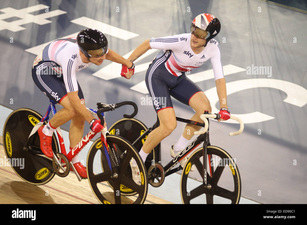 Madison track cycling hi-res stock photography and images - Alamy