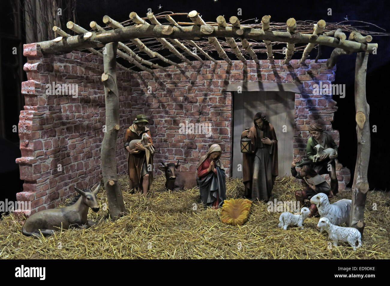 Manger and Christmas nativity scene, at Lichfield cathedral, 19A The Close, Lichfield, Staffordshire, England UK, WS13 7LD Stock Photo